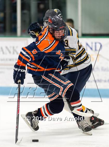 Thumbnail 2 in Walpole @ Needham photogallery.