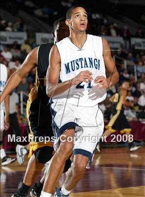 Thumbnail 2 in Alief Hastings vs. Kingwood (Houston vs the Nation Tournament) photogallery.