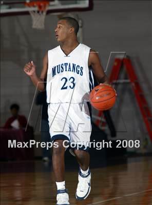 Thumbnail 2 in Alief Hastings vs. Kingwood (Houston vs the Nation Tournament) photogallery.