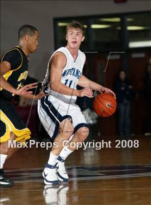 Thumbnail 2 in Alief Hastings vs. Kingwood (Houston vs the Nation Tournament) photogallery.
