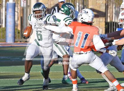Thumbnail 1 in Graham-Kapowsin vs Collins Hill (Geico State Championship Bowl Series) photogallery.