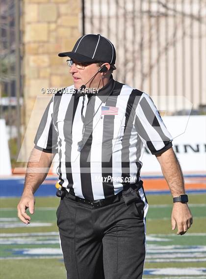 Thumbnail 1 in Graham-Kapowsin vs Collins Hill (Geico State Championship Bowl Series) photogallery.