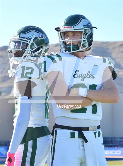 Thumbnail 2 in Graham-Kapowsin vs Collins Hill (Geico State Championship Bowl Series) photogallery.