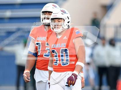 Thumbnail 1 in Graham-Kapowsin vs Collins Hill (Geico State Championship Bowl Series) photogallery.