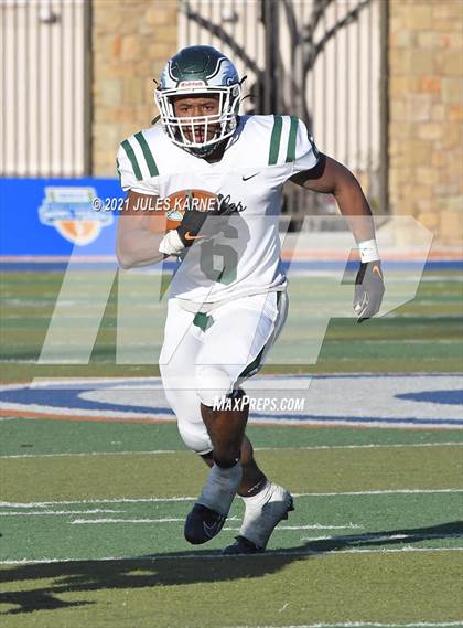 Thumbnail 2 in Graham-Kapowsin vs Collins Hill (Geico State Championship Bowl Series) photogallery.