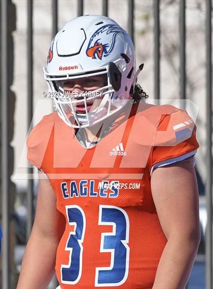 Thumbnail 1 in Graham-Kapowsin vs Collins Hill (Geico State Championship Bowl Series) photogallery.