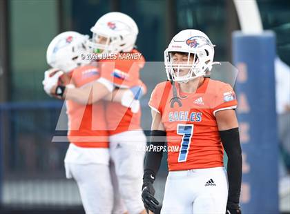 Thumbnail 3 in Graham-Kapowsin vs Collins Hill (Geico State Championship Bowl Series) photogallery.