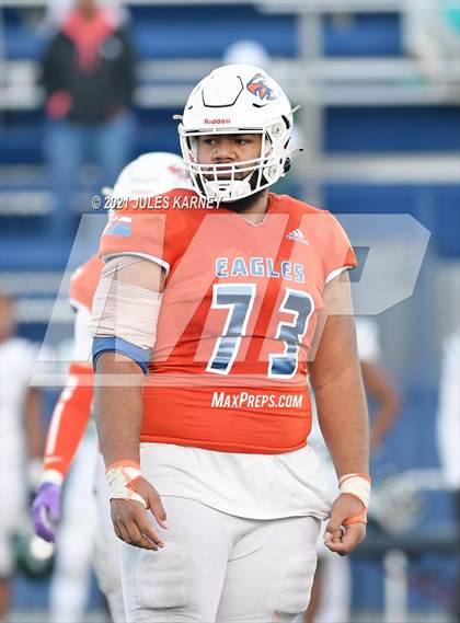 Thumbnail 1 in Graham-Kapowsin vs Collins Hill (Geico State Championship Bowl Series) photogallery.