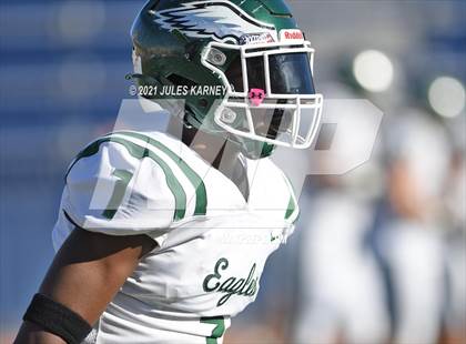 Thumbnail 3 in Graham-Kapowsin vs Collins Hill (Geico State Championship Bowl Series) photogallery.