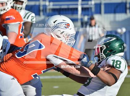 Thumbnail 3 in Graham-Kapowsin vs Collins Hill (Geico State Championship Bowl Series) photogallery.