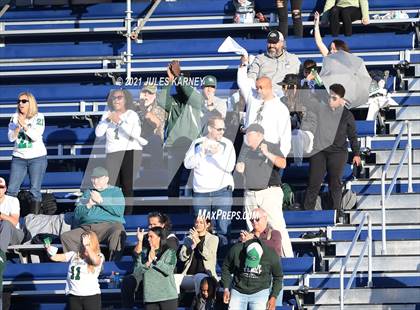 Thumbnail 1 in Graham-Kapowsin vs Collins Hill (Geico State Championship Bowl Series) photogallery.