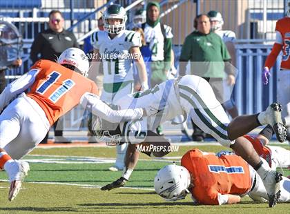 Thumbnail 2 in Graham-Kapowsin vs Collins Hill (Geico State Championship Bowl Series) photogallery.