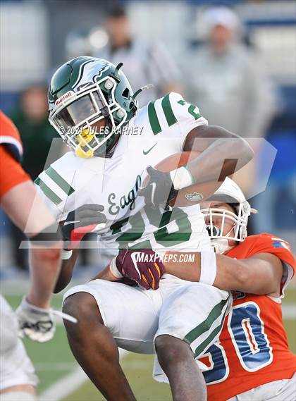 Thumbnail 3 in Graham-Kapowsin vs Collins Hill (Geico State Championship Bowl Series) photogallery.