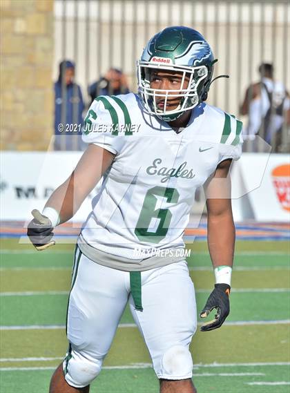 Thumbnail 2 in Graham-Kapowsin vs Collins Hill (Geico State Championship Bowl Series) photogallery.