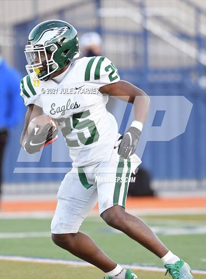 Thumbnail 3 in Graham-Kapowsin vs Collins Hill (Geico State Championship Bowl Series) photogallery.
