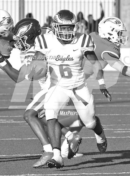 Thumbnail 3 in Graham-Kapowsin vs Collins Hill (Geico State Championship Bowl Series) photogallery.