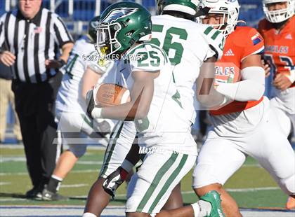 Thumbnail 1 in Graham-Kapowsin vs Collins Hill (Geico State Championship Bowl Series) photogallery.