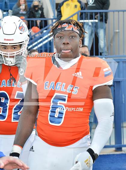 Thumbnail 1 in Graham-Kapowsin vs Collins Hill (Geico State Championship Bowl Series) photogallery.