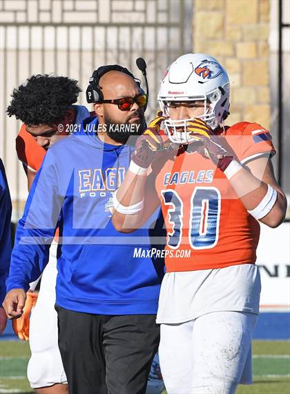 Thumbnail 2 in Graham-Kapowsin vs Collins Hill (Geico State Championship Bowl Series) photogallery.