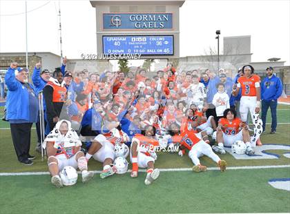 Thumbnail 2 in Graham-Kapowsin vs Collins Hill (Geico State Championship Bowl Series) photogallery.