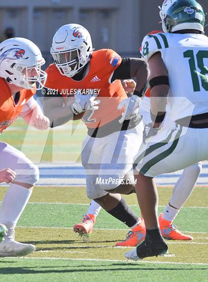 Thumbnail 2 in Graham-Kapowsin vs Collins Hill (Geico State Championship Bowl Series) photogallery.
