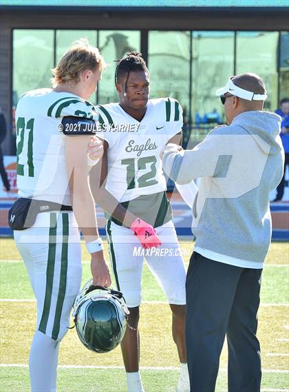 Thumbnail 1 in Graham-Kapowsin vs Collins Hill (Geico State Championship Bowl Series) photogallery.