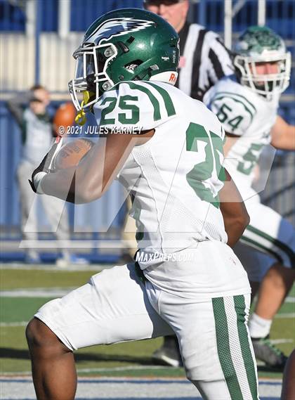 Thumbnail 2 in Graham-Kapowsin vs Collins Hill (Geico State Championship Bowl Series) photogallery.