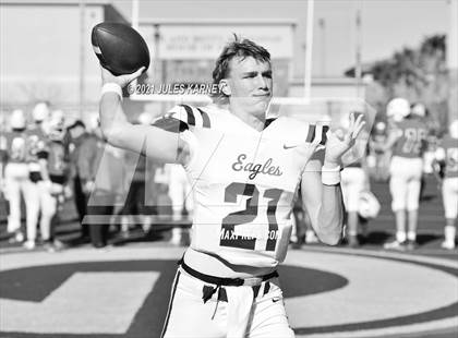Thumbnail 2 in Graham-Kapowsin vs Collins Hill (Geico State Championship Bowl Series) photogallery.