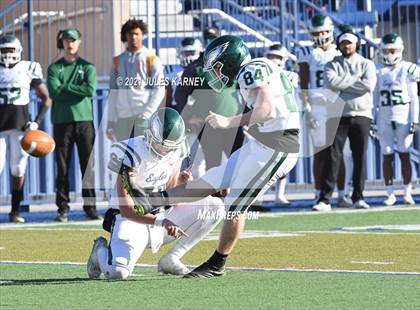 Thumbnail 1 in Graham-Kapowsin vs Collins Hill (Geico State Championship Bowl Series) photogallery.