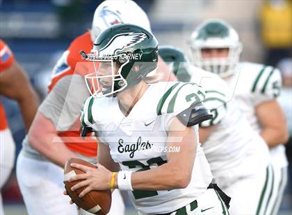 Thumbnail 2 in Graham-Kapowsin vs Collins Hill (Geico State Championship Bowl Series) photogallery.