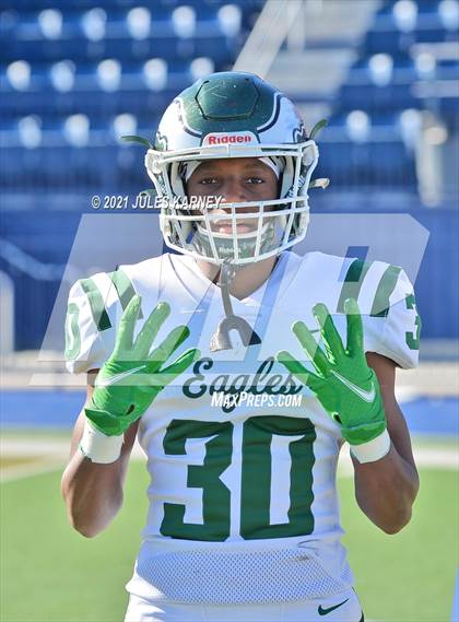 Thumbnail 1 in Graham-Kapowsin vs Collins Hill (Geico State Championship Bowl Series) photogallery.