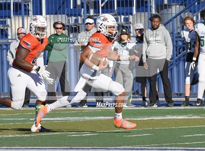 Thumbnail 3 in Graham-Kapowsin vs Collins Hill (Geico State Championship Bowl Series) photogallery.