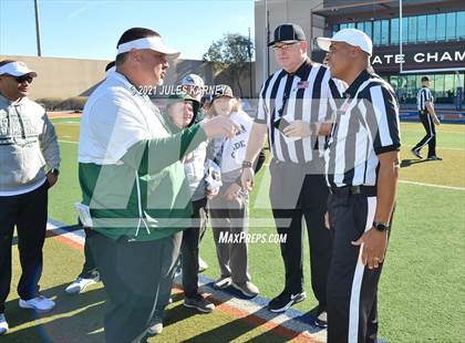 Thumbnail 2 in Graham-Kapowsin vs Collins Hill (Geico State Championship Bowl Series) photogallery.