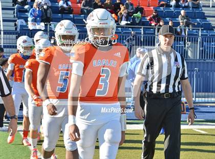 Thumbnail 3 in Graham-Kapowsin vs Collins Hill (Geico State Championship Bowl Series) photogallery.