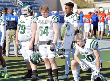 Thumbnail 1 in Graham-Kapowsin vs Collins Hill (Geico State Championship Bowl Series) photogallery.