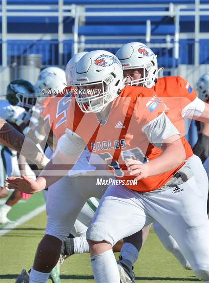 Thumbnail 1 in Graham-Kapowsin vs Collins Hill (Geico State Championship Bowl Series) photogallery.