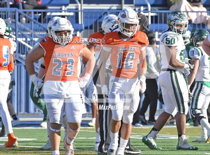 Thumbnail 1 in Graham-Kapowsin vs Collins Hill (Geico State Championship Bowl Series) photogallery.
