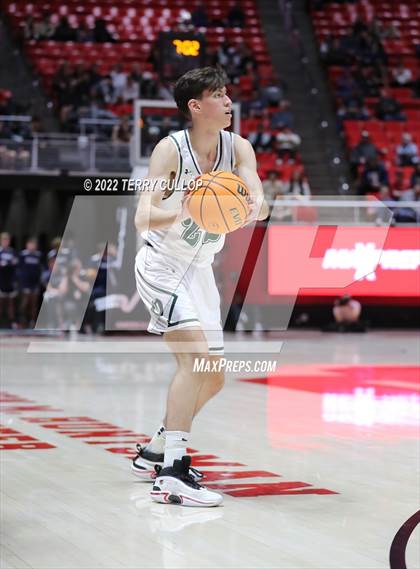 Thumbnail 2 in Bonneville vs. Olympus (UHSAA 5A Semifinal) photogallery.