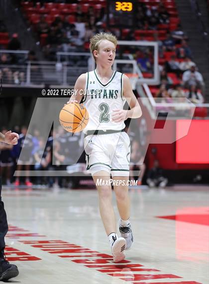 Thumbnail 1 in Bonneville vs. Olympus (UHSAA 5A Semifinal) photogallery.