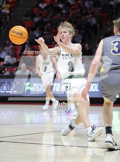 Thumbnail 2 in Bonneville vs. Olympus (UHSAA 5A Semifinal) photogallery.