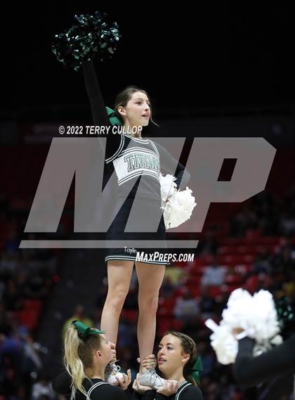 Thumbnail 1 in Bonneville vs. Olympus (UHSAA 5A Semifinal) photogallery.
