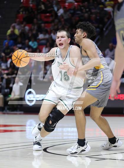 Thumbnail 3 in Bonneville vs. Olympus (UHSAA 5A Semifinal) photogallery.