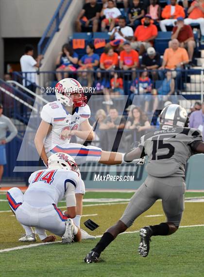 Thumbnail 3 in DeMatha @ Bishop Gorman photogallery.