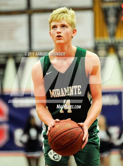 Thumbnail 2 in Miramonte @ Campolindo photogallery.