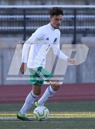 null - Photo 01