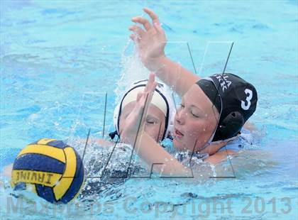 Thumbnail 2 in Villa Park vs Arroyo Grande (Irvine So Cal Championships) photogallery.