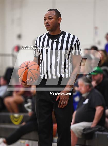 Thumbnail 2 in Carlsbad vs. Rancho Bernardo photogallery.