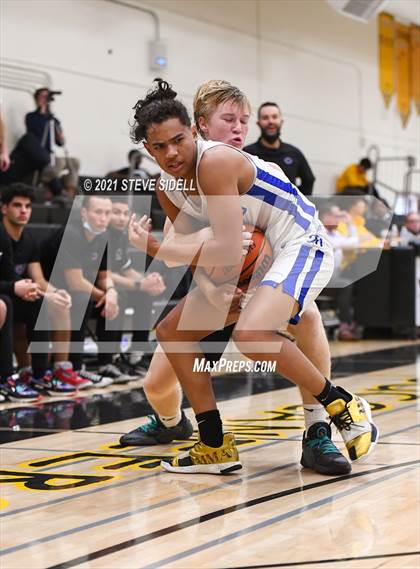 Thumbnail 2 in Carlsbad vs. Rancho Bernardo photogallery.