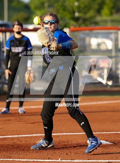 Thumbnail 1 in South Stanly vs. Camden County (NCHSAA 1A Final, Game 1) photogallery.