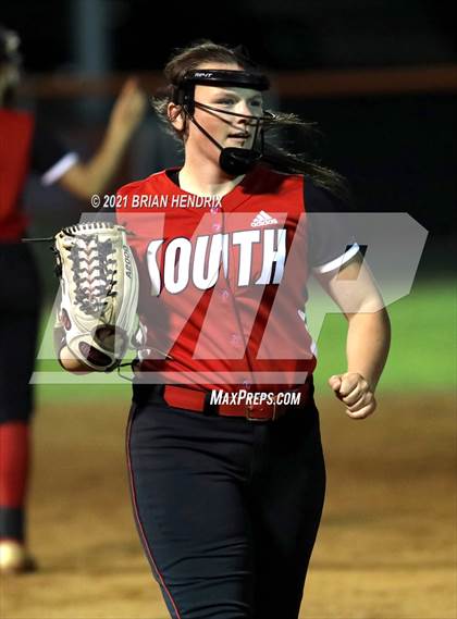 Thumbnail 1 in South Stanly vs. Camden County (NCHSAA 1A Final, Game 1) photogallery.